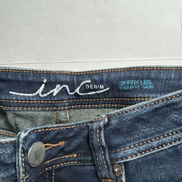 INC Women's Blue Denim Regular Fit Skinny Leg Size 6 Short Jeans Med Wash - Picture 3 of 7